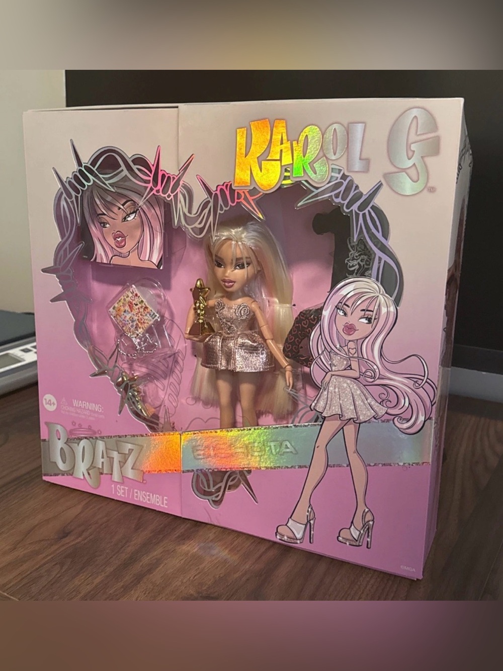 BRATZ X KAROL G COLLECTOR DOLL NEW
